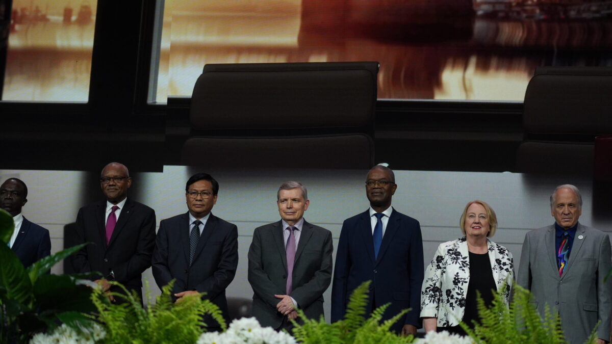 Delegados da AG elegem secretário, tesoureiro, vice-presidentes e presidentes de divisão